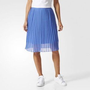 Adidas blue skirt pleated size S